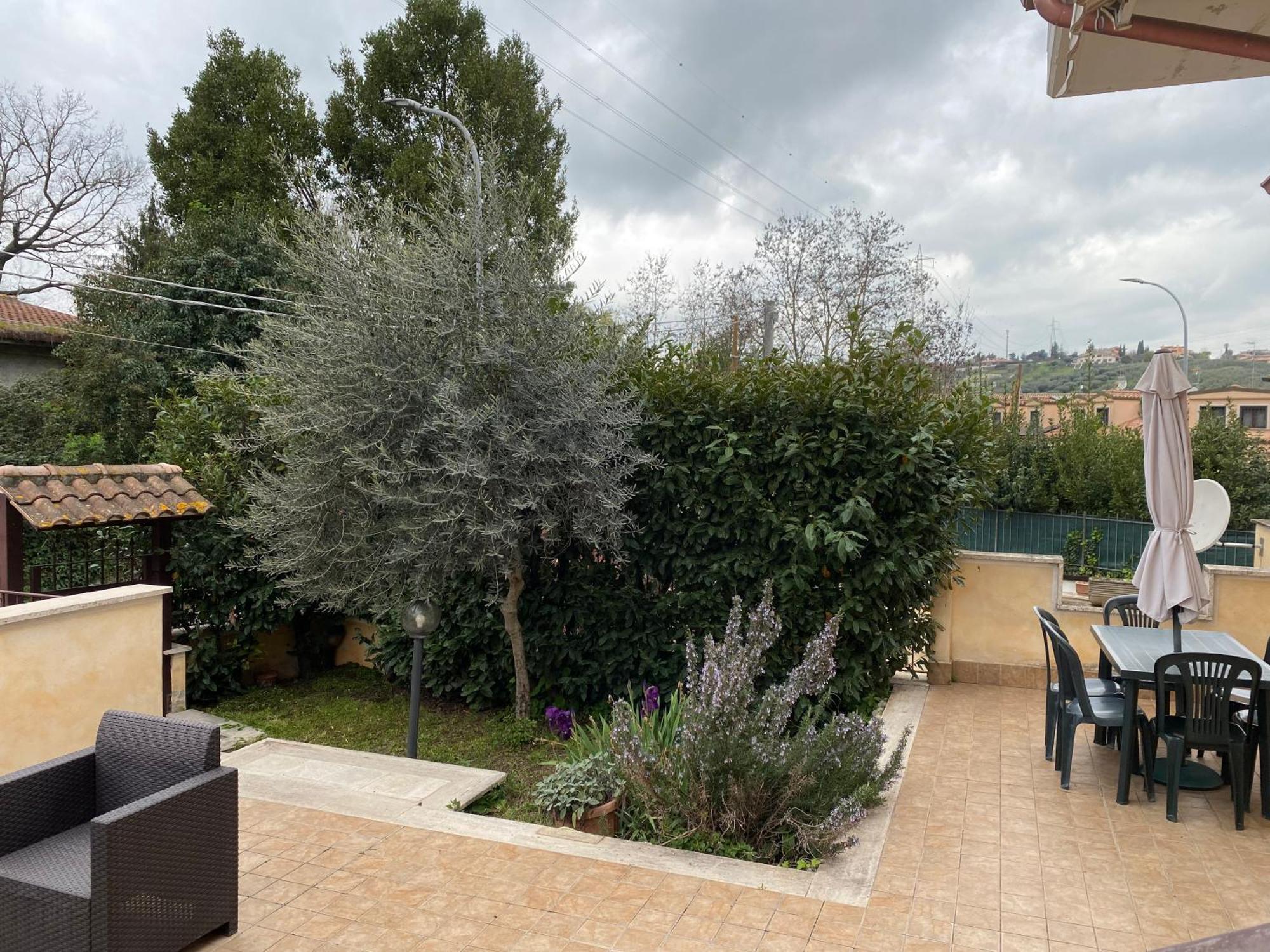 Villa Marcosimone Guidonia Esterno foto